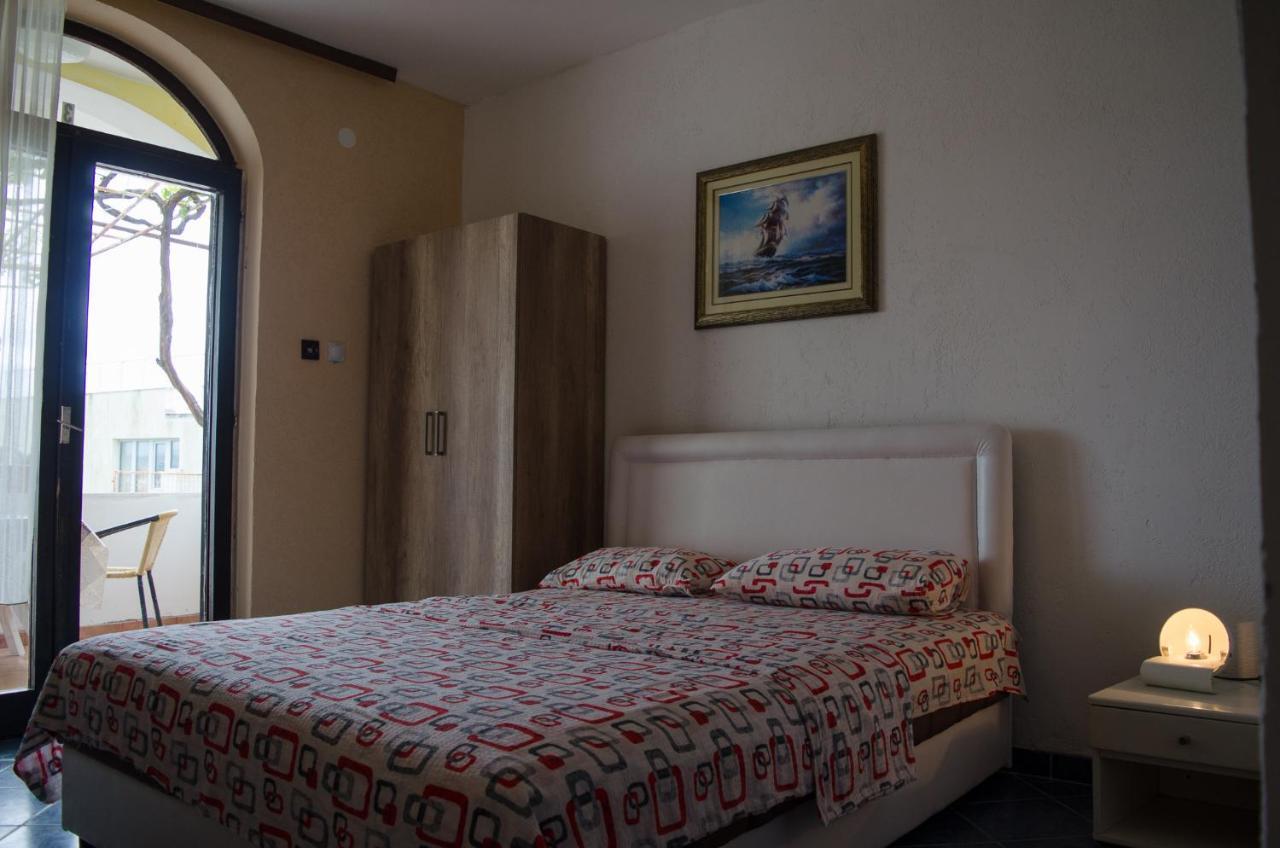 Apartments Basha 1 - Long Beach Улцинь Экстерьер фото